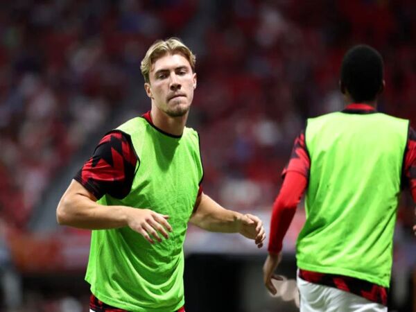 Ini Syarat Dari MU Jika AC Milan Ingin Pinjam Hojlund
